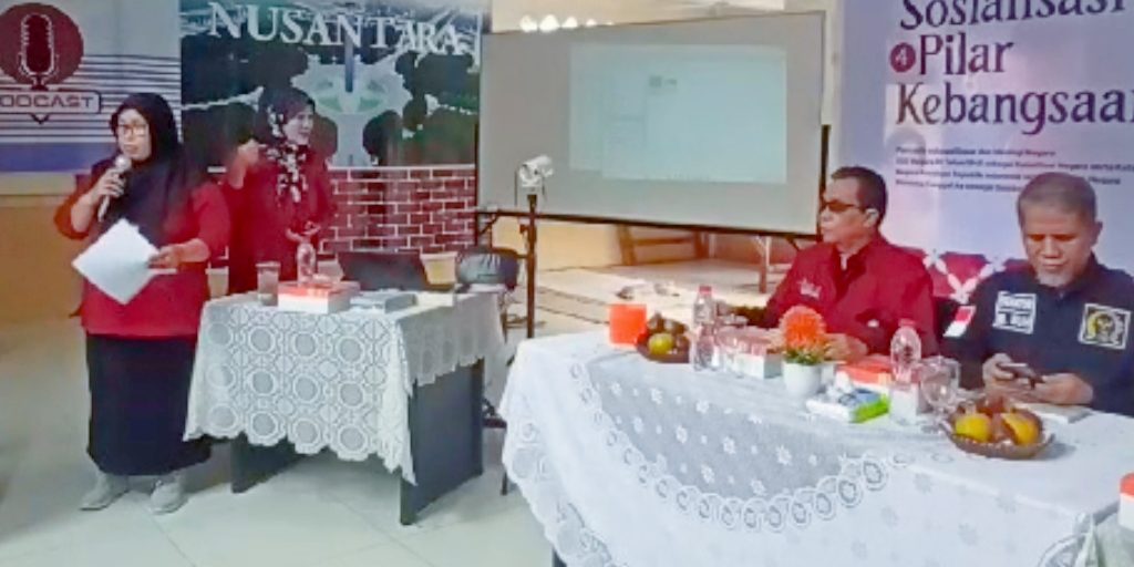 Senator DPD MPR-RI Al Ustadz KH MUHAMMAD NUH MSP gelar' SOSIALISASI 4 PILAR KEBANGSAAN di MEDAN - SUMATERA UTARA 3 2 4
