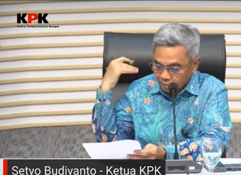 "SIAPAPUN !!JANGAN COBA RINTANGI PROSES HUKUM TERSANGKA HASTO" 6 6
